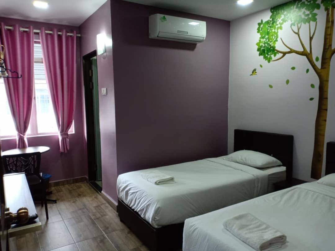 Purple Dream Home Teluk Panglima Garang エクステリア 写真